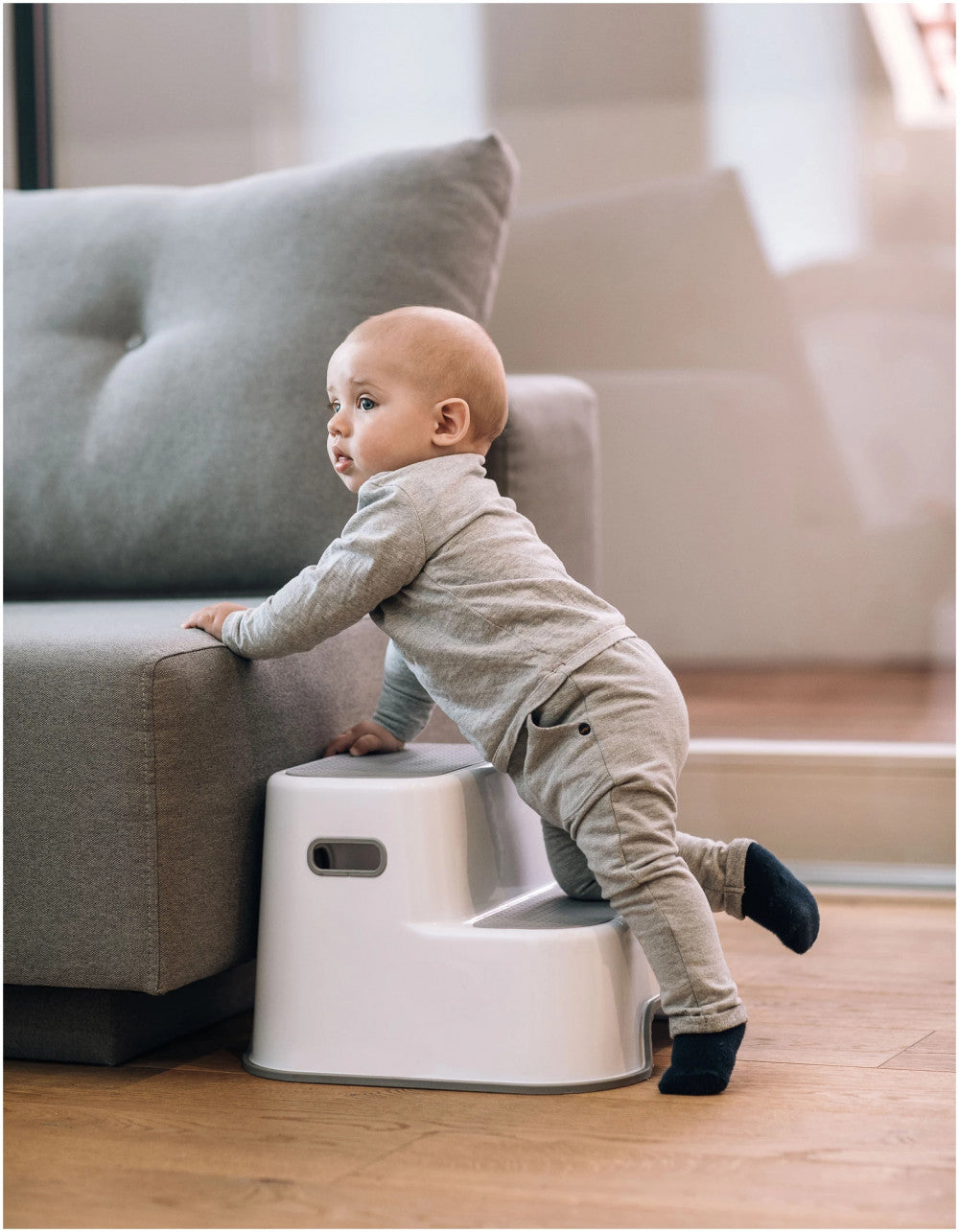 FreeON két lépcsős fellépő (42332)