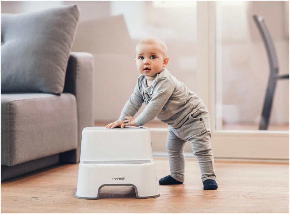 FreeON két lépcsős fellépő (42332)