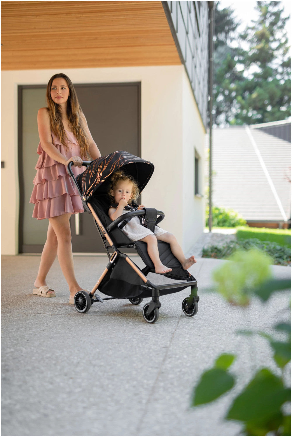 FreeON Unique sport babakocsi - Black&Gold (48839)